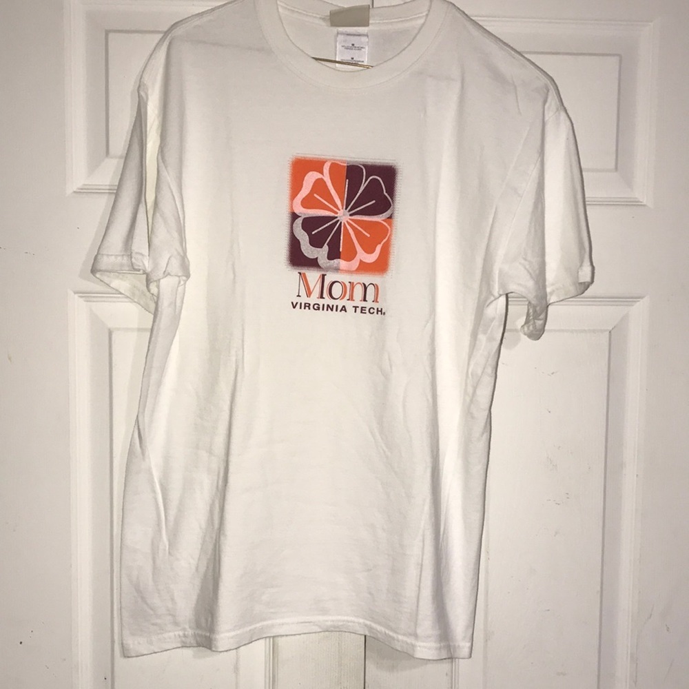 Women’s VT Mom Tee